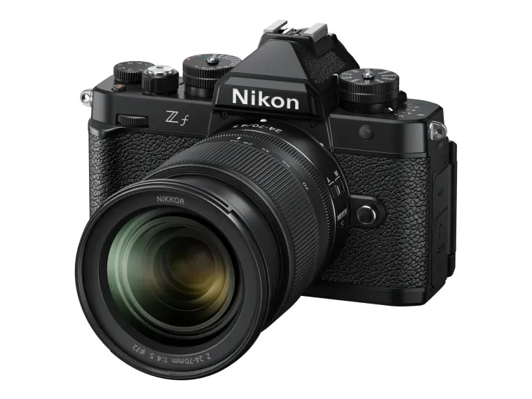 Nikon Z f + NIKKOR Z 24-70mm f/4 S
