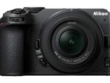 Nikon Z 30 Kit 12-28mm MILC 20,9 MP CMOS 5568 x 3712 pixlar Svart