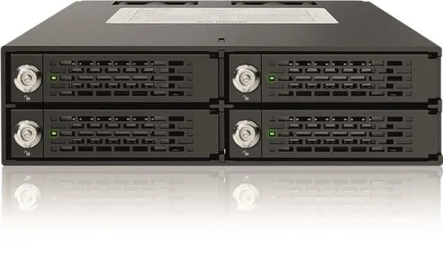 ICY Dock ToughArmor MB994SK-1B hållare för 4 x 2,5 tum SATA/SAS