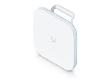 Ubiquiti UniFi E7 Campus