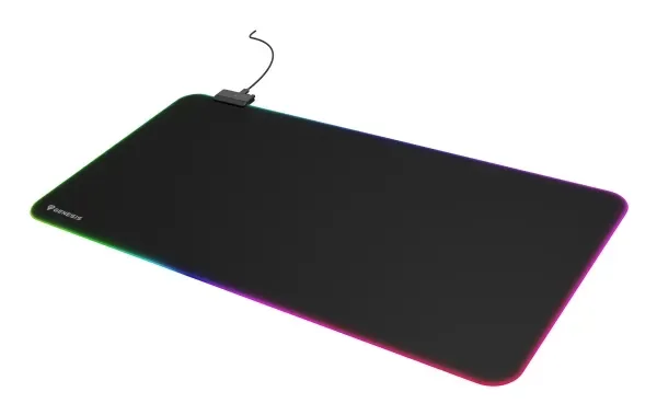 Genesis Boron 500 XXL RGB musmatta