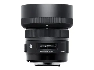 Sigma DC HSM 30mm f/1.4