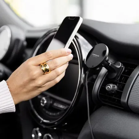Vonmählen Aura Car laddare för smartphone, trådlös snabbladdning, svart