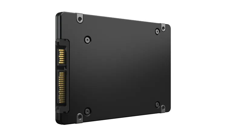 7,68 TB Samsung PM983a SSD 2.5", U.2, NVMe Gen3