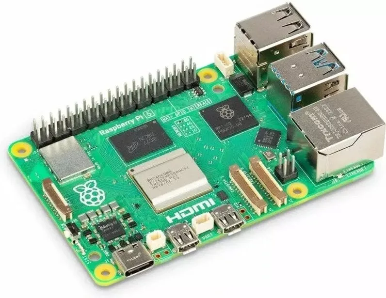 Raspberry Pi 5 Model B enkortsdator