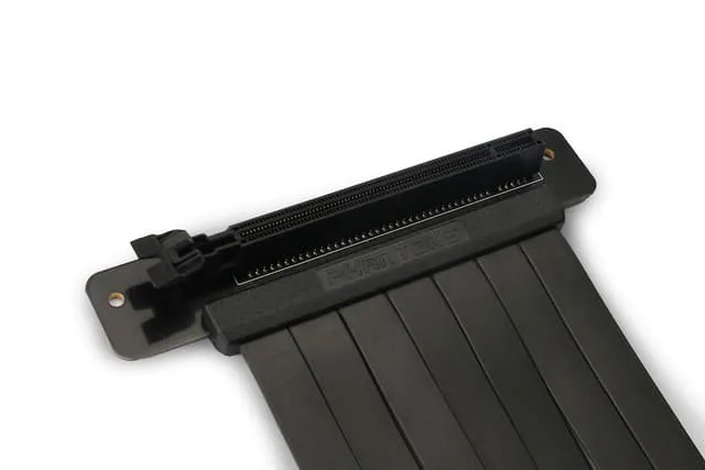 Phanteks 220 mm Premium Shielded High speed PCI-E x16 Riser Cable 90°
