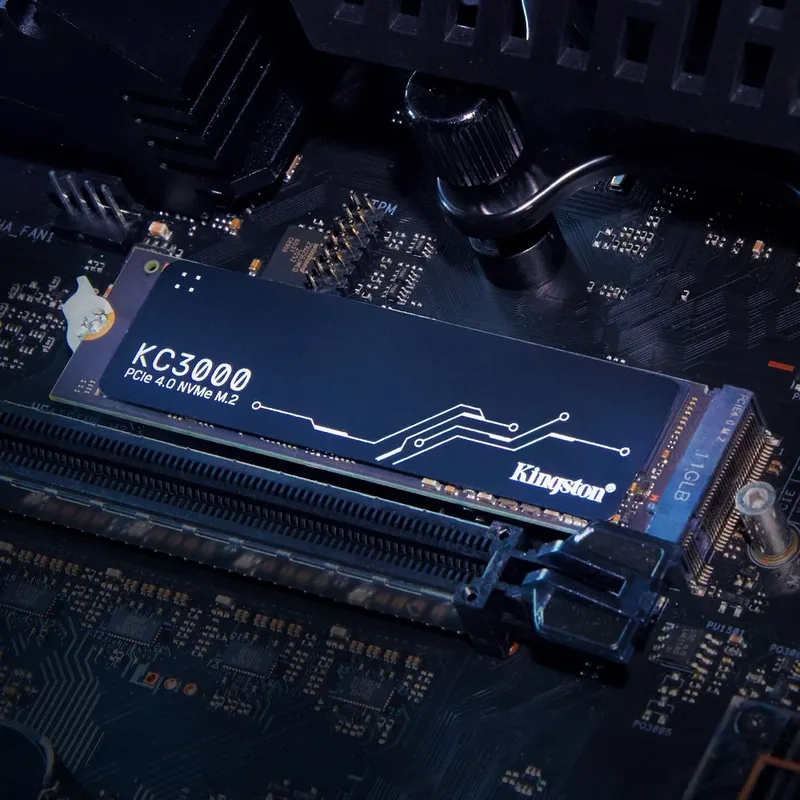 Kingston KC3000 M.2 NVMe SSD Gen 4