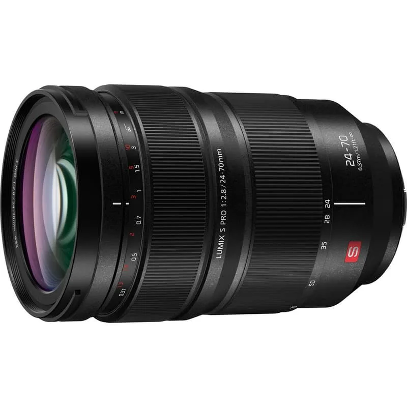 LUMIX S PRO 24-70mm f/2.8
