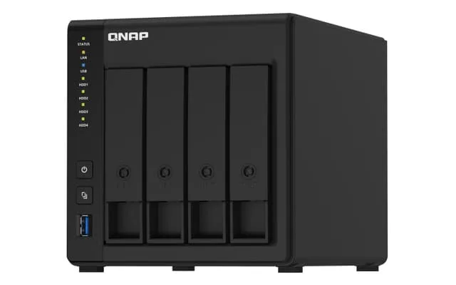 QNAP TS-451D2 NAS Tower Nätverksansluten