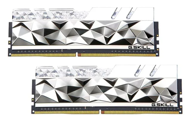 G.Skill Trident Z Royal F4-4266C19D-64GTES