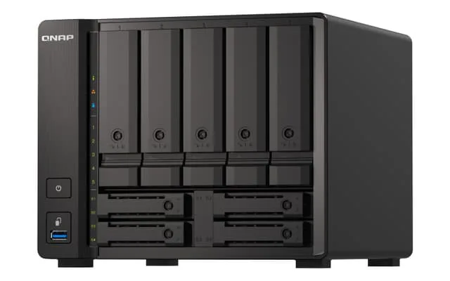 QNAP TS-H973AX-32G