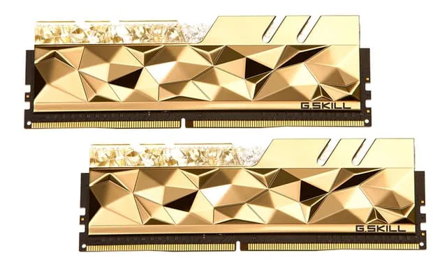 G.Skill Trident Z Royal F4-4800C19D-16GTEGC RAM-minnen