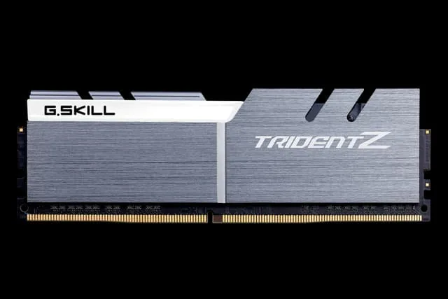 G.Skill F4-3200C16Q-64GTZSW