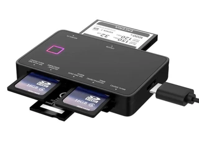 Nördic USB-A Kortläsare 7 Slot 1xCF