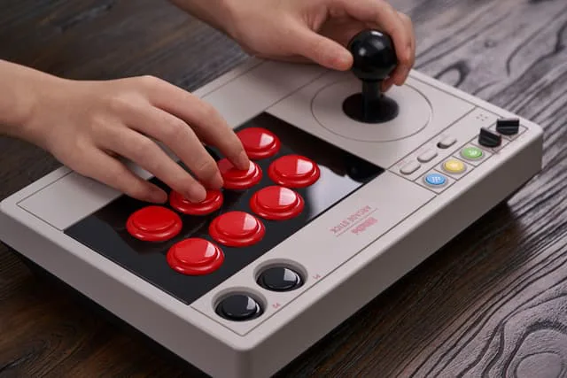 8BitDo Arcade Stick For Xbox & PC (Windows 10)