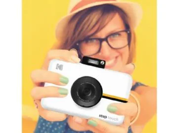 KODAK STEP TOUCH + Påfyllningspaket för 20 foton
