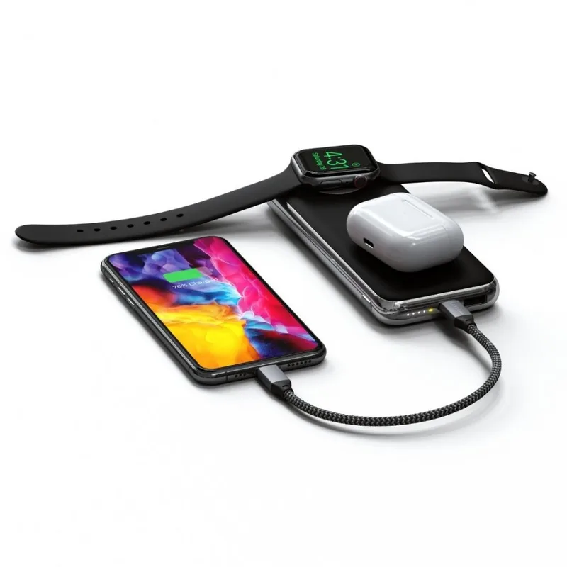 Quatro Powerbank med inbyggd Qi-laddning och Apple Watch laddnin