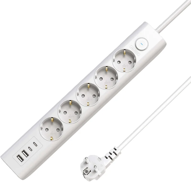 MicroConnect Grenuttag 5 uttag + 4 USB