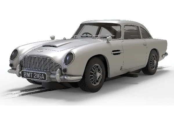 SCALEXTRIC James Bond Aston Martin DB5