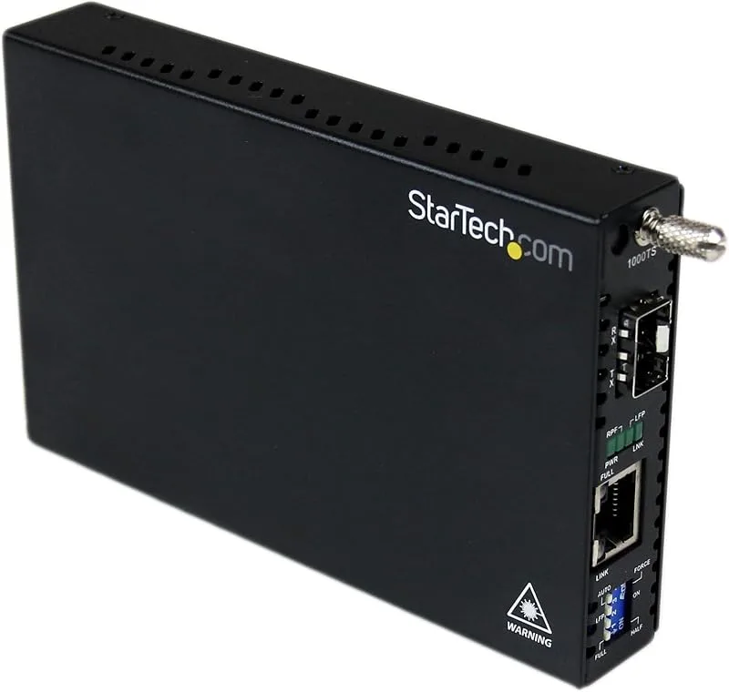 StarTech.com Gigabit Ethernet-fibermediakonverterare med öppen SFP-plats