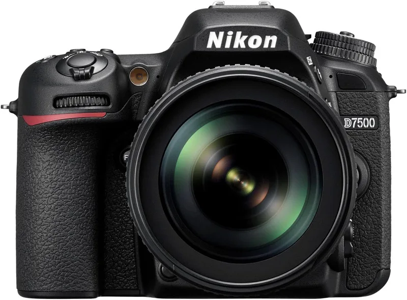 Nikon D7500 Kit AF-S DX 18–105 mm