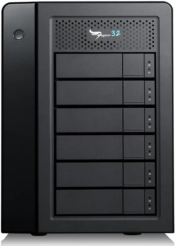 Promise Technology Pegasus32 R6 24 TB (6 x 4 TB) Hybrid Thunderbolt 3 eller USB32 direktansluten RAID-förvaring, högpres
