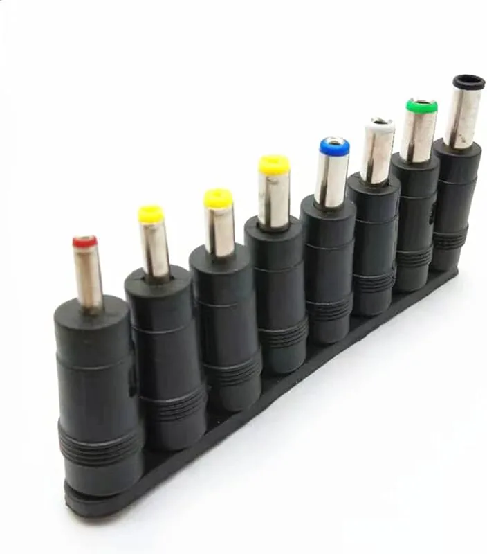8-i-1 tunnuttagsadapter