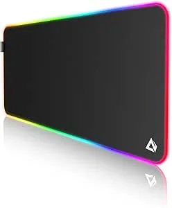EASEMO Spelmusmatta, RGB musmatta, XXL stor (900 x 400 x 4 mm) med 7 LED-färger 11 belysningslägen och vattentät tygyta, halkfri gummibas för PC laptop-tangentbord