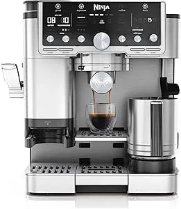 Ninja Luxe Pro 3-i-1 kaffebryggare, espressomaskin för latte, cappuccino & kallbryggning med inbyggd bönkvarn & mjölkskummare, kaffemaskin med 5 förinställda lägen för mjölkskum, silver, ES701EU