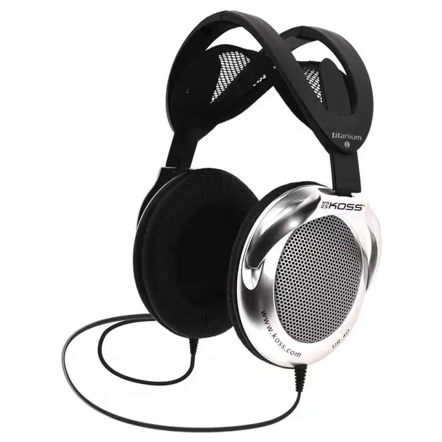 Koss Hörlurar over-ear UR40