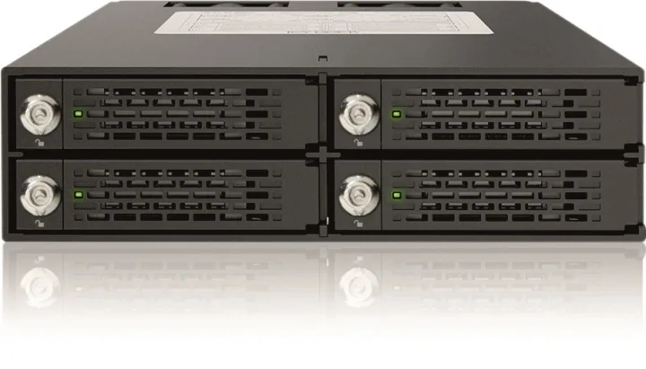 ICY DOCK ToughArmor 4 x 2,5 tum SATA/SAS HDD/SSD-rack med nyckellås