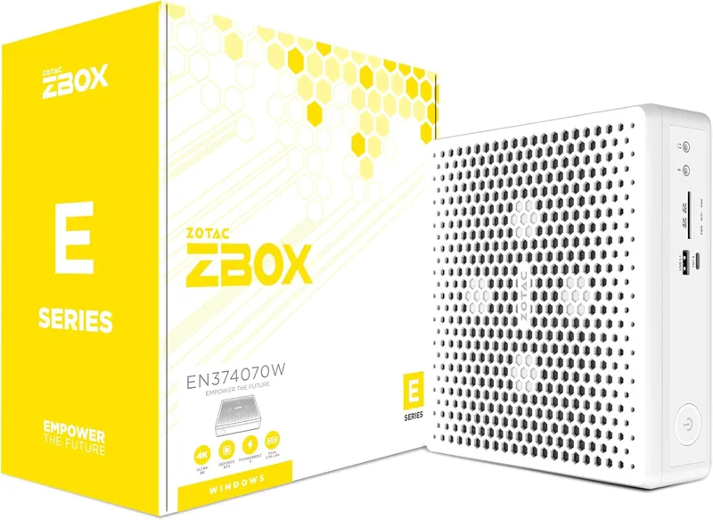 ZOTAC Magnus EN374070W i7 13700HX