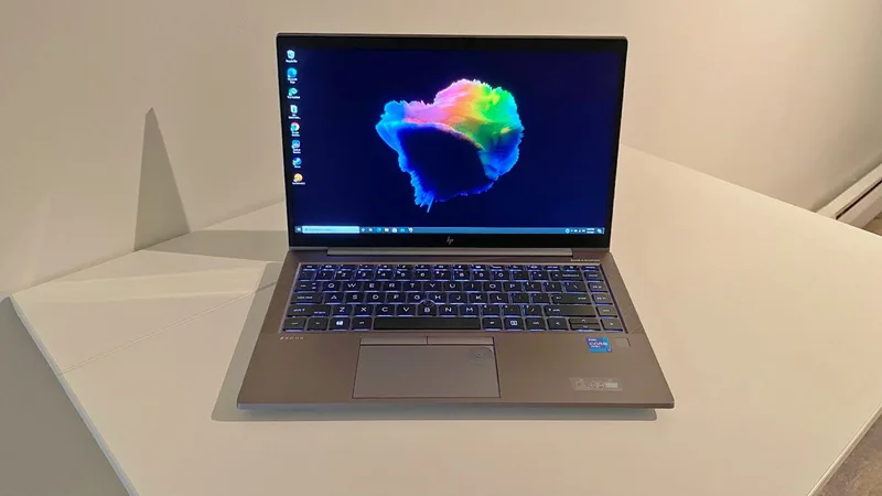 HP Firefly 14 G8