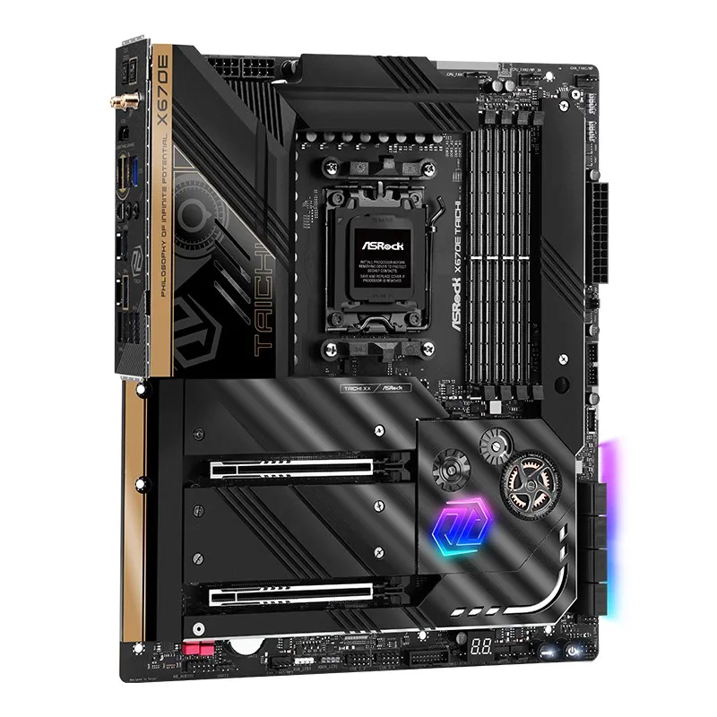ASRock X670E Taichi Moderkort