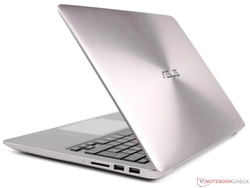 ASUS UX310UA-1A, Baskåpa