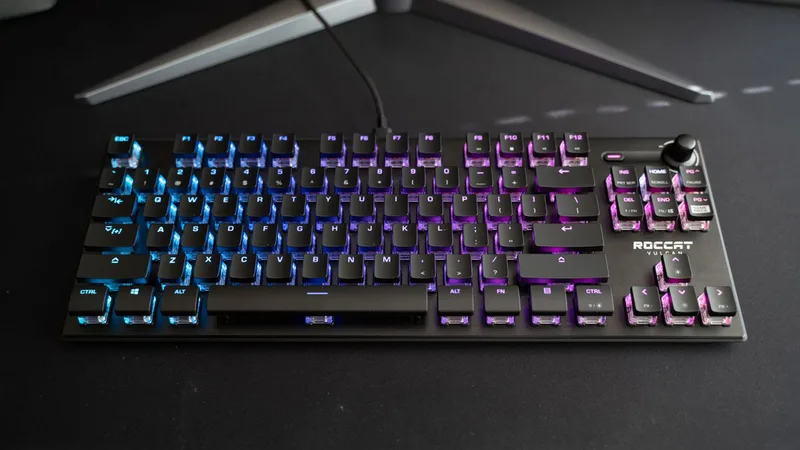 Roccat Vulcan TKL PRO tangentbord för gaming