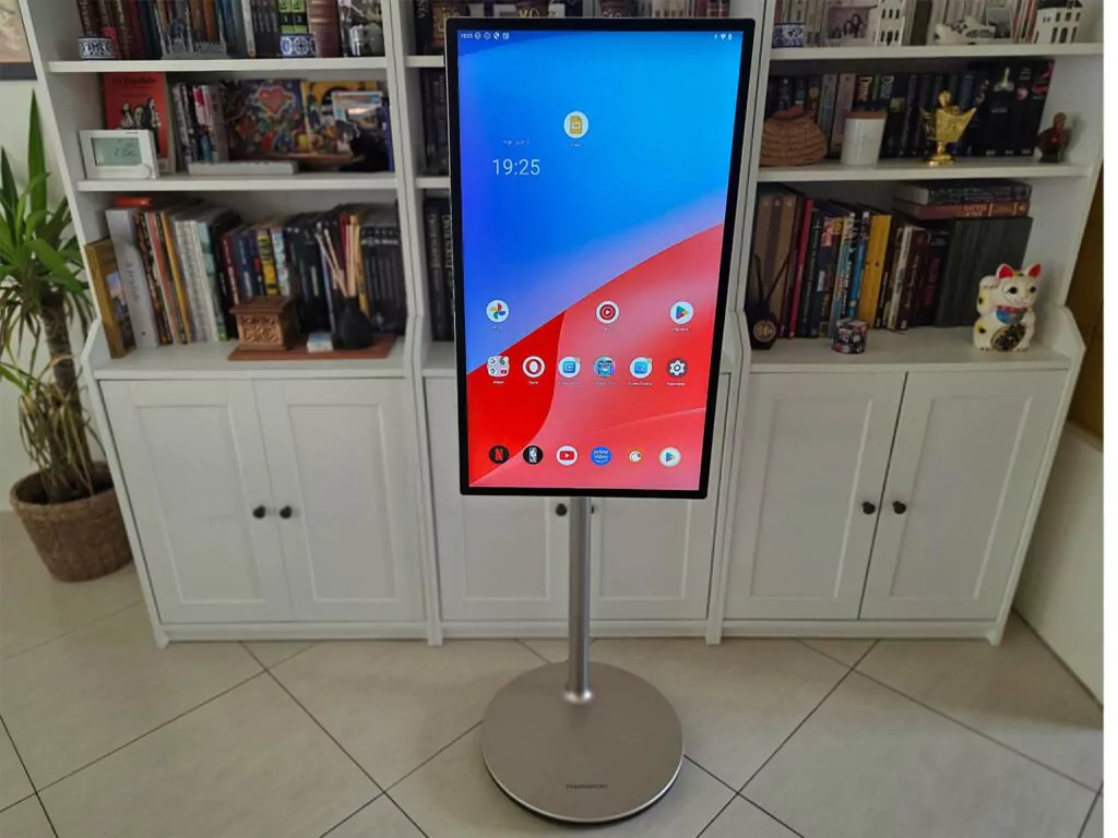Thomson Go Plus Pro 27 Inch (69 cm) 4K UHD Smart Touch Display