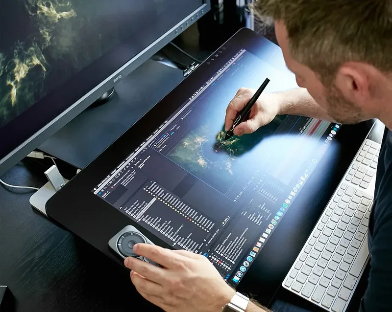Wacom Cintiq Pro 24 Multi-touch 4K Display