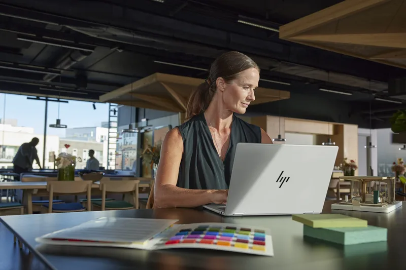 HP Commercial La
