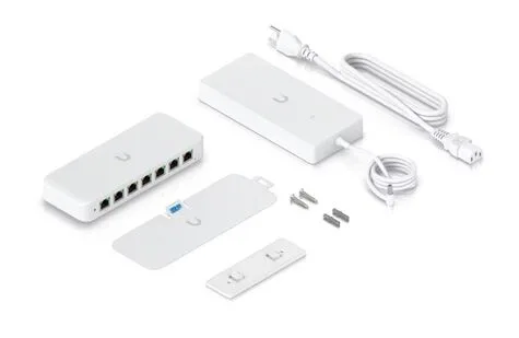 Ubiquiti Ultra 210W 8-Port Managed Switch 8x Gigabit Ethernet