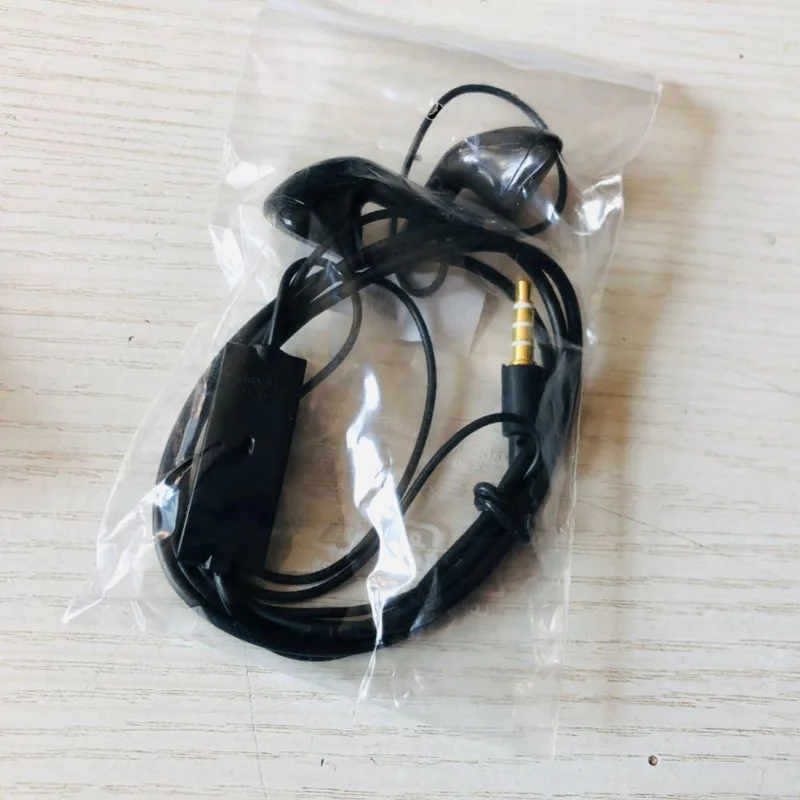 Trådbundna öronsnäckor – Jack in-ear silikonhörlurar