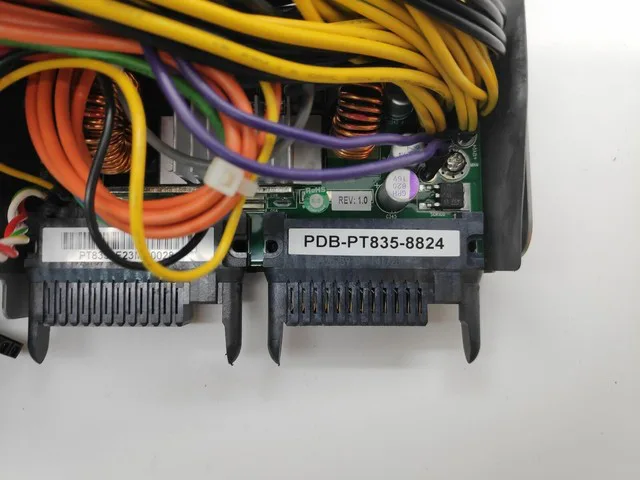 Server Redundant Power Backplane PDB-PT835-8824 original