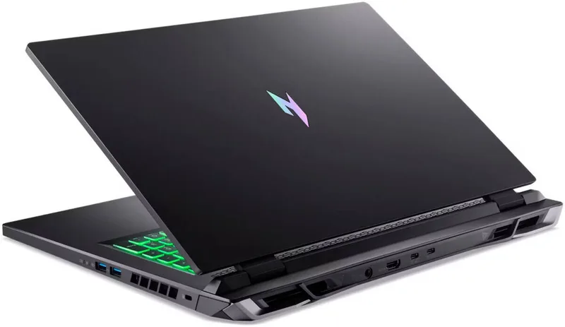 Acer AN17-42-R8H2 / 17,3" / RTX4070 / R7-8845HS / 16GB / 1TB