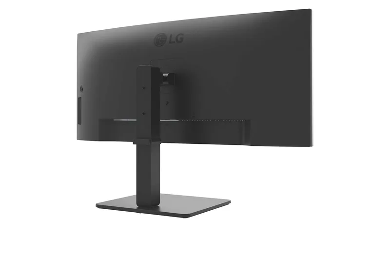 LG 5K UltraWide böjd skärm