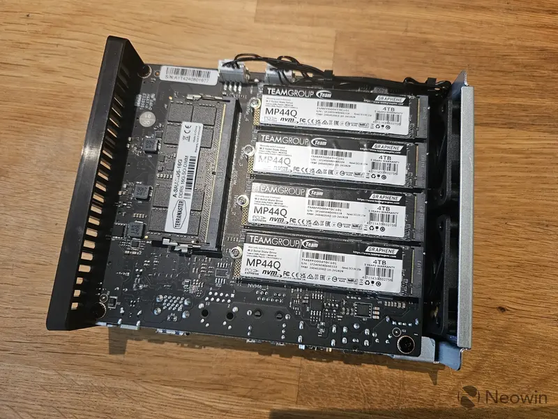 TERRAMASTER F8 SSD Plus 8bay All SSD NAS